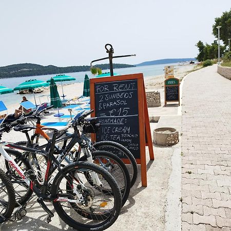 Апартаменты Domenico - 50 M From The Sea Сегет Доньи Экстерьер фото