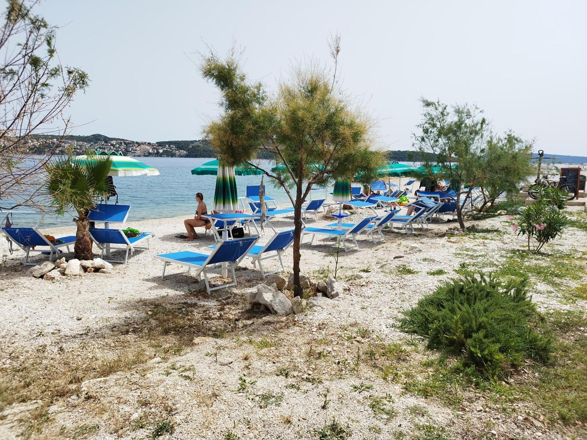 Апартаменты Domenico - 50 M From The Sea Сегет Доньи Экстерьер фото